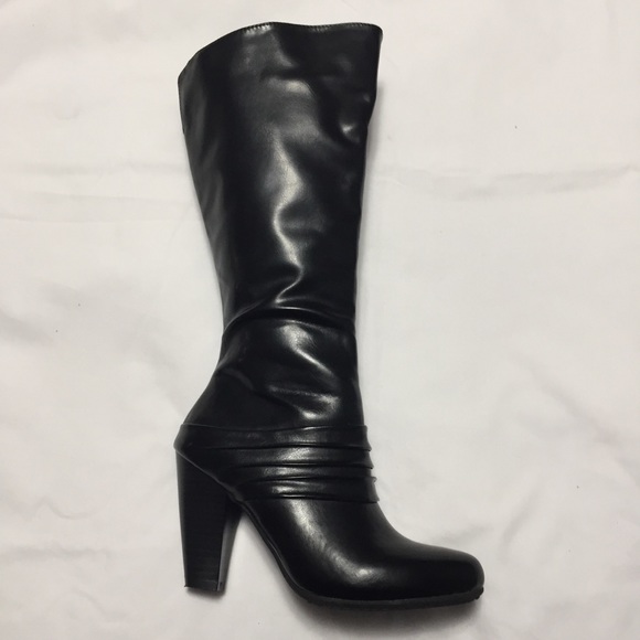 Bass High Heels Knee High Boots - Picture 9 of 16